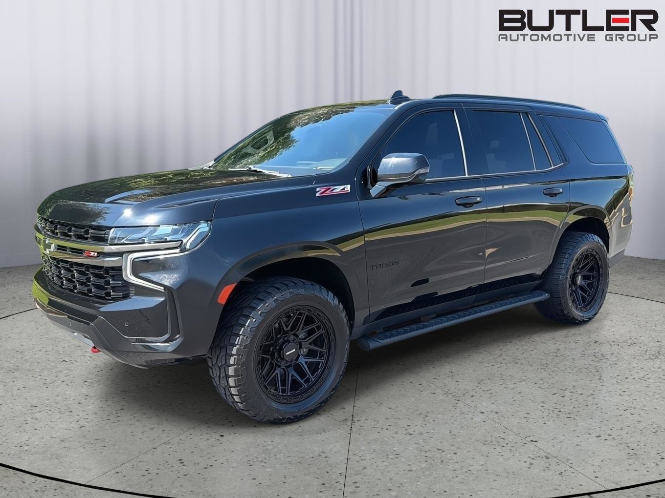 Used 2021 Chevrolet Tahoe Z71 w/ Z71 Signature Package AWD/4WD image 2