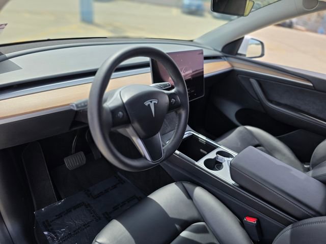 Used 2023 Tesla Model Y Long Range image 22
