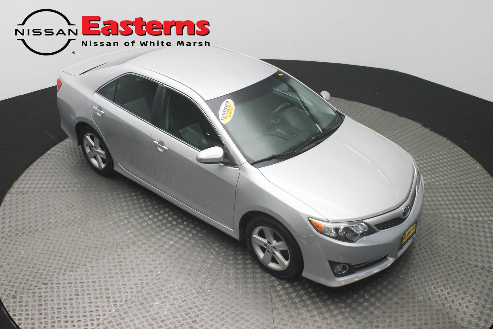 Used 2014 Toyota Camry SE FWD image 3