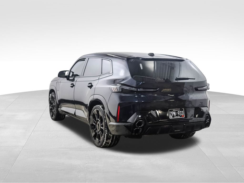 Used 2025 BMW XM image 3