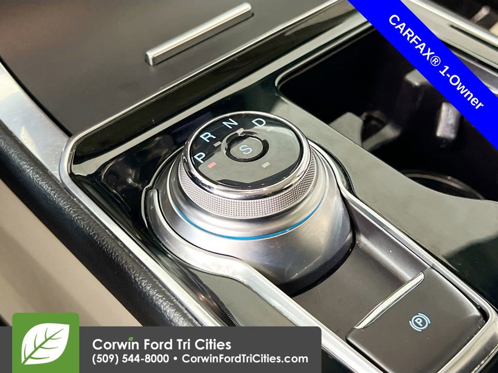 Used 2019 Ford Edge Titanium w/ Equipment Group 301A image 10