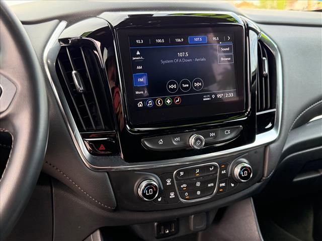 Used 2023 Chevrolet Traverse LT image 20