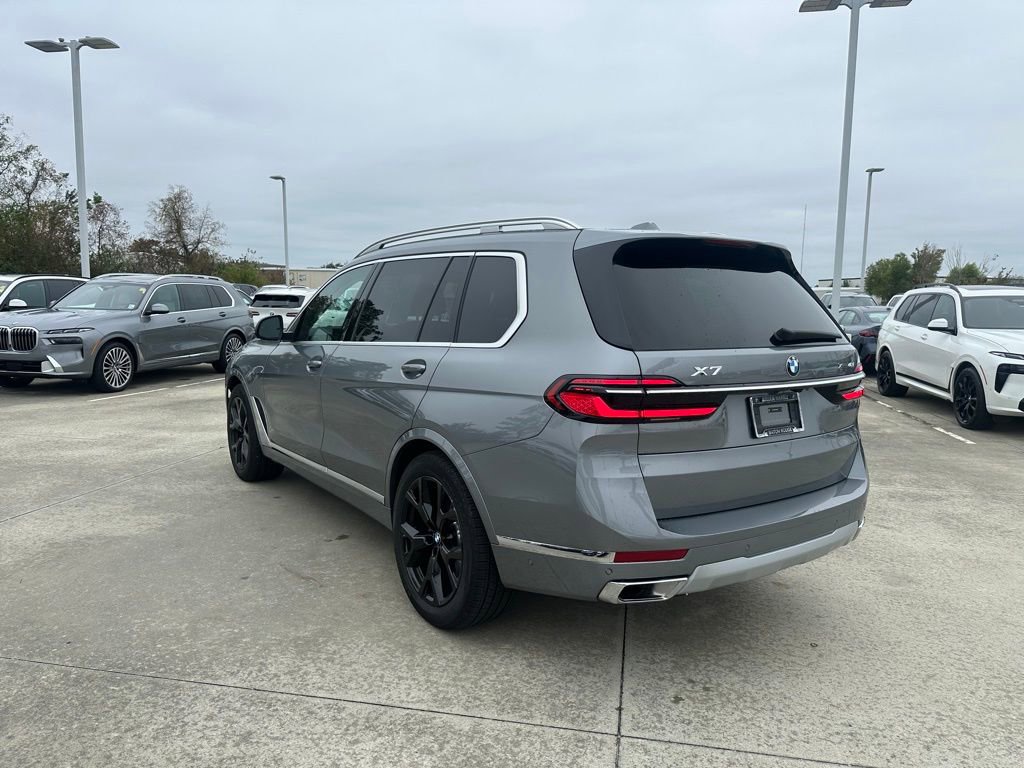 Certified 2025 BMW X7 xDrive40i image 5