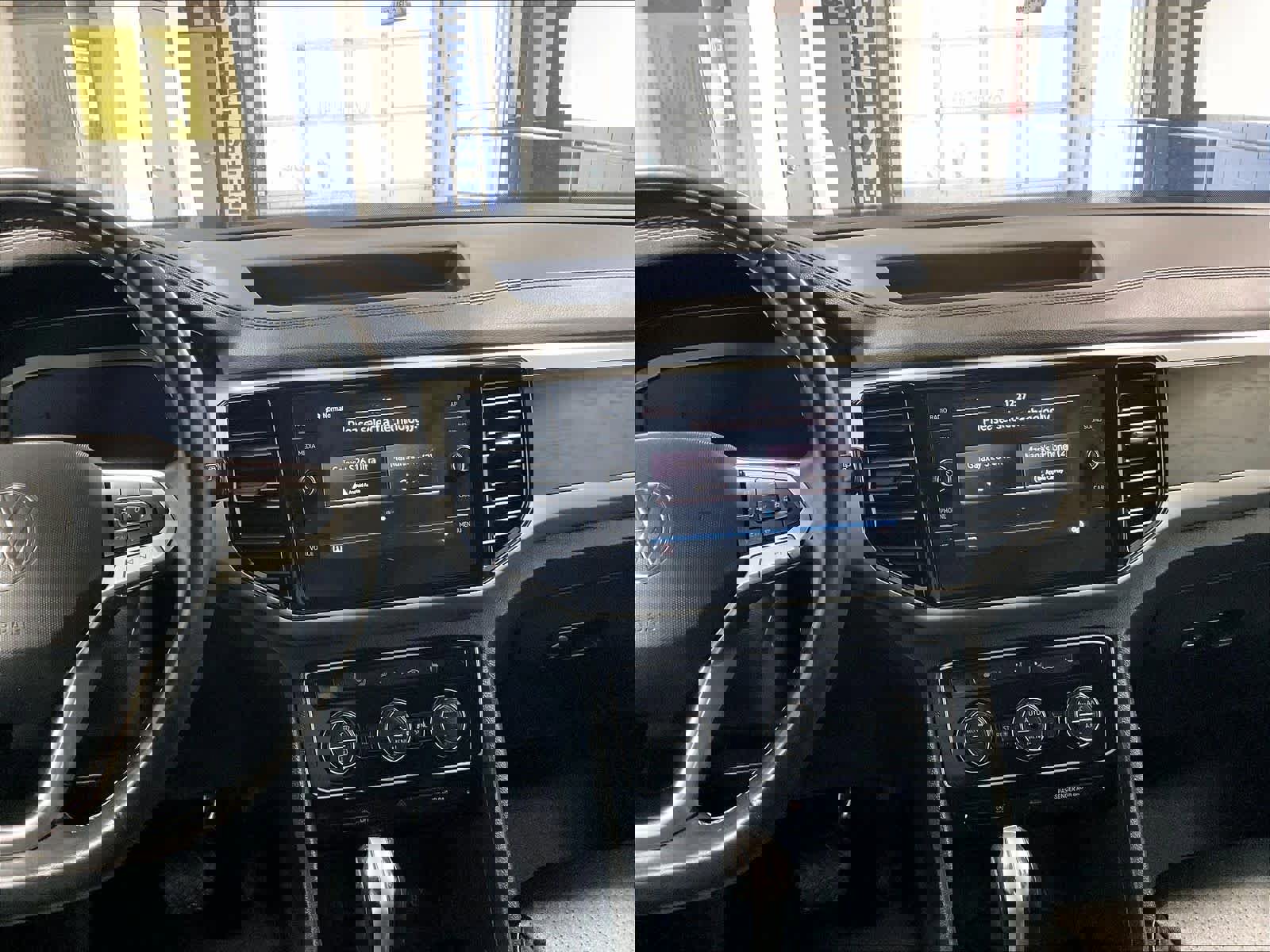 Used 2022 Volkswagen Atlas SE AWD/4WD image 19