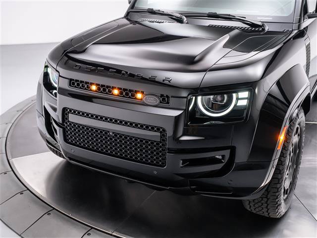 New 2026 Land Rover Defender 110 OCTA AWD/4WD image 9