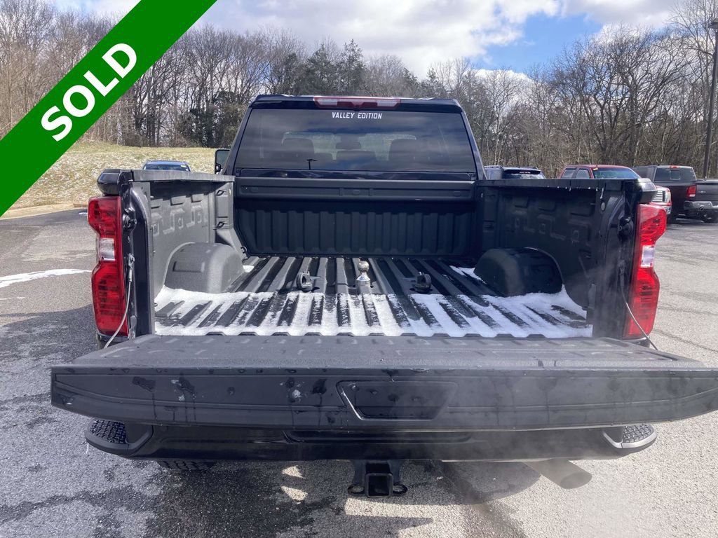 Used 2024 Chevrolet Silverado 2500 Custom w/ Custom Value Package image 11