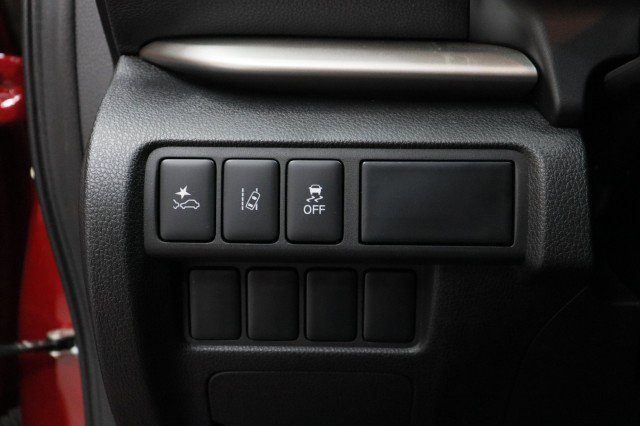 Used 2024 Mitsubishi Eclipse Cross LE AWD/4WD image 9