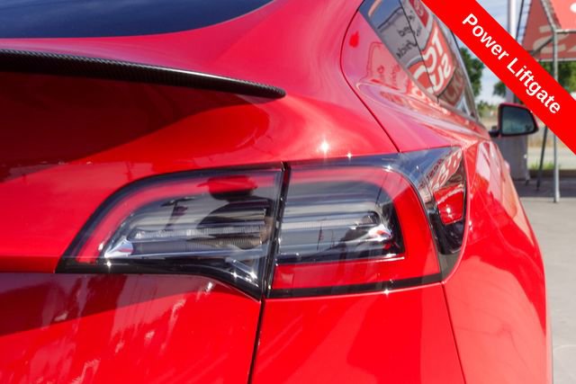 Used 2023 Tesla Model Y Performance image 7