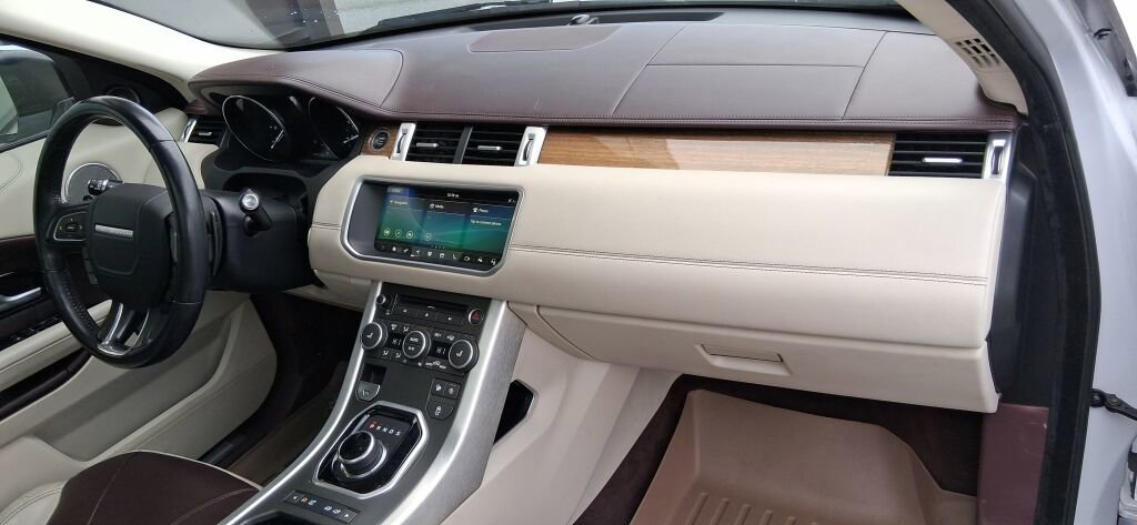 Used 2018 Land Rover Range Rover Evoque Autobiography AWD/4WD image 16
