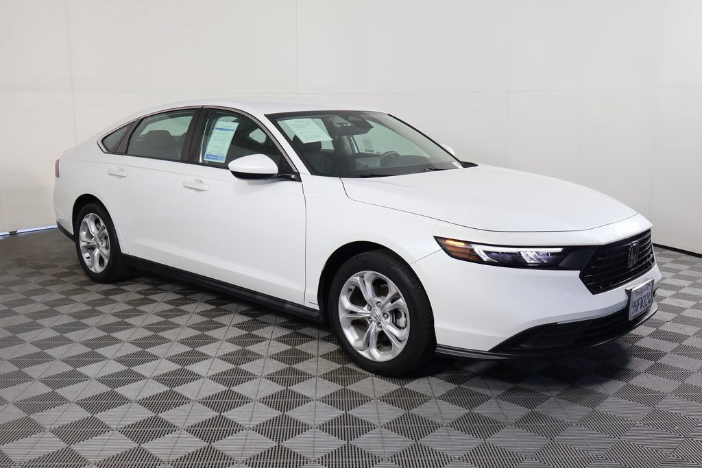 Used 2023 Honda Accord LX image 3