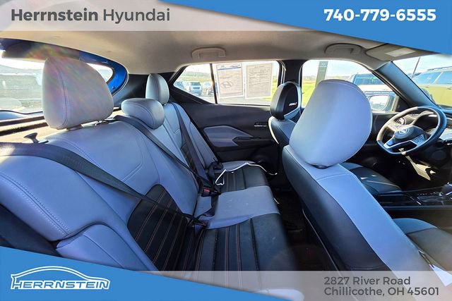 Used 2024 Nissan Kicks SR w/ SR Premium Package FWD image 21