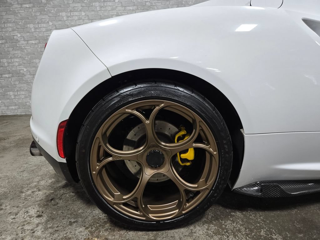 Used 2018 Alfa Romeo 4C Spider RWD image 50