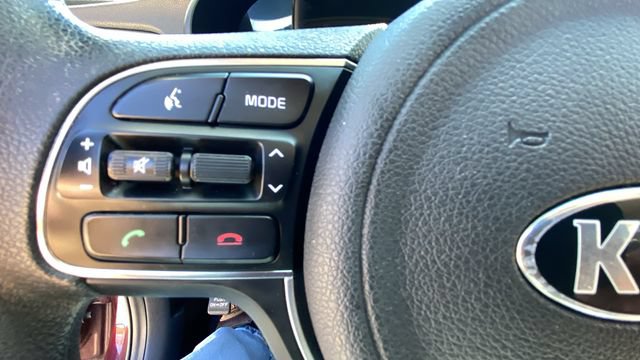 Used 2018 Kia Optima LX w/ 17" Alloy Wheels Package FWD image 20