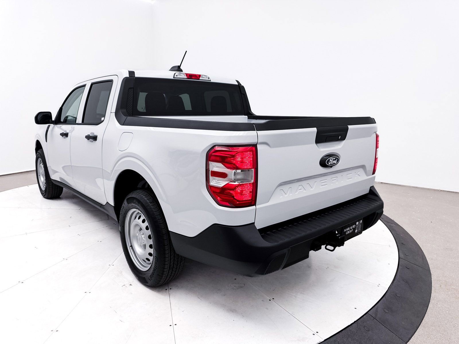 Used 2025 Ford Maverick XL w/ Equipment Group 102A image 15