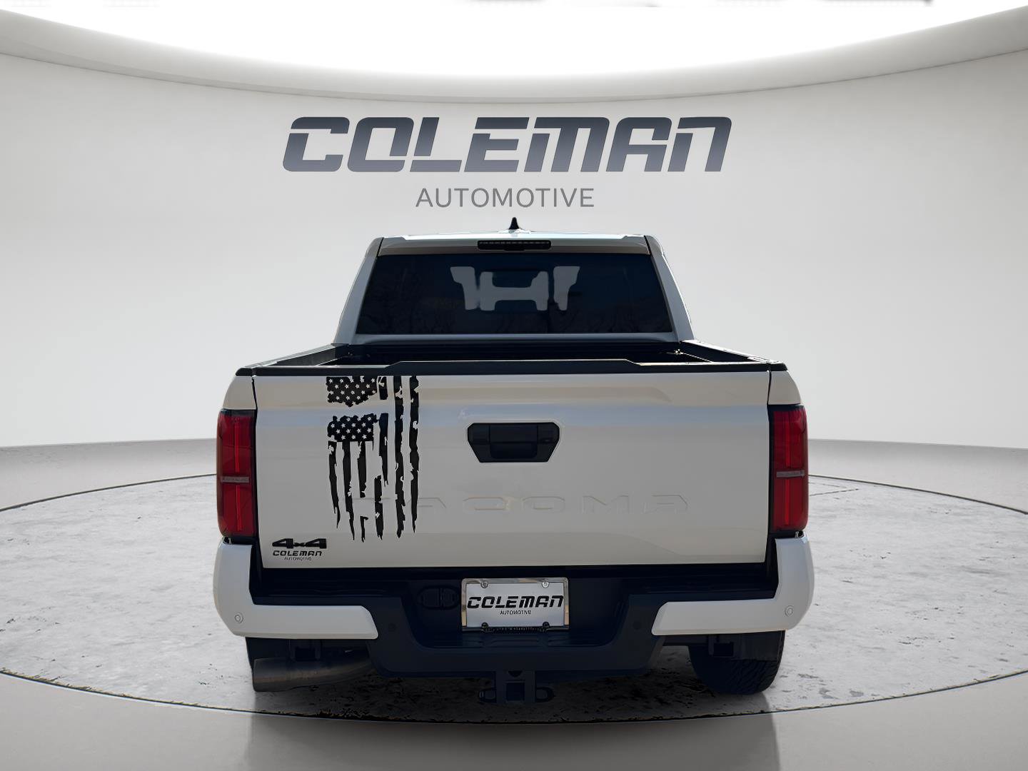 Used 2024 Toyota Tacoma TRD Off-Road w/ TRD Off Road Upgrade Package image 4