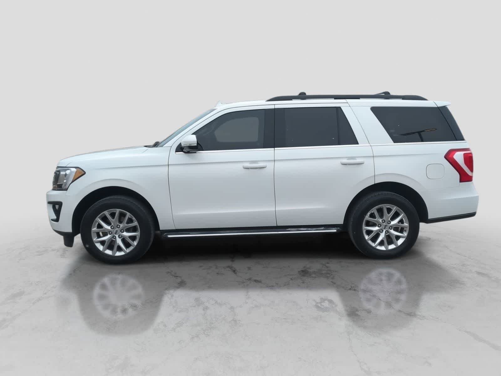 Used 2021 Ford Expedition XLT AWD/4WD image 5