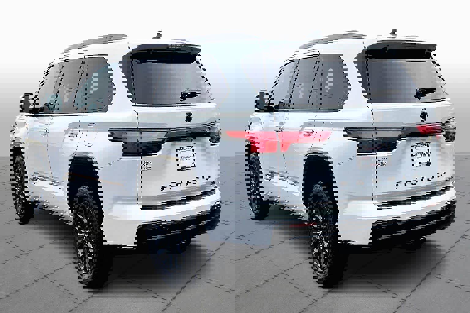 Used 2025 Toyota Sequoia Platinum image 10