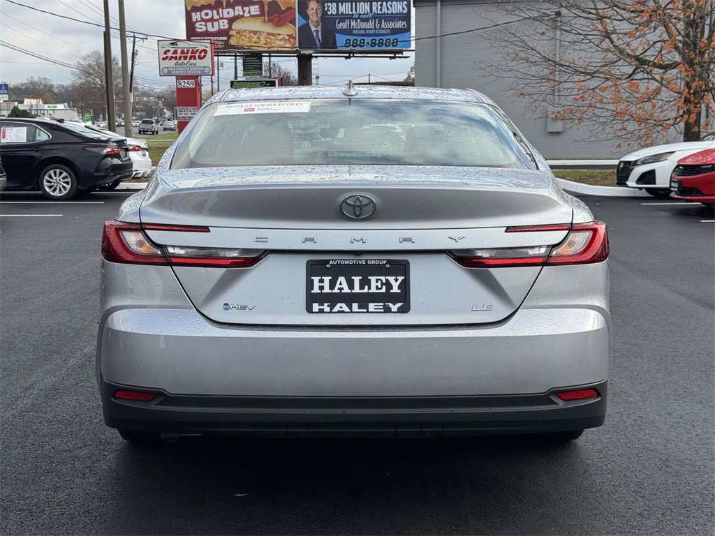 Used 2025 Toyota Camry LE image 22
