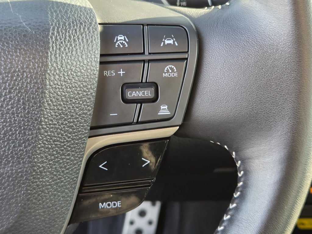 Used 2026 Toyota Camry SE FWD image 23
