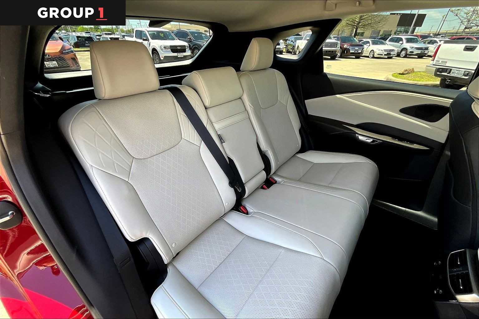 Used 2025 Lexus RX 350 Premium Plus w/ Convenience Package image 17