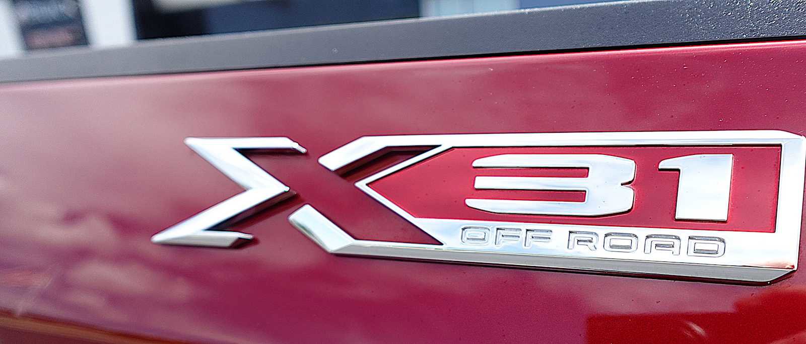Used 2023 GMC Sierra 1500 SLT w/ SLT Premium Package AWD/4WD image 11