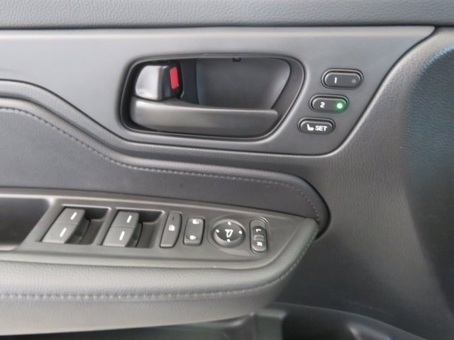 Used 2023 Honda Odyssey Sport image 27
