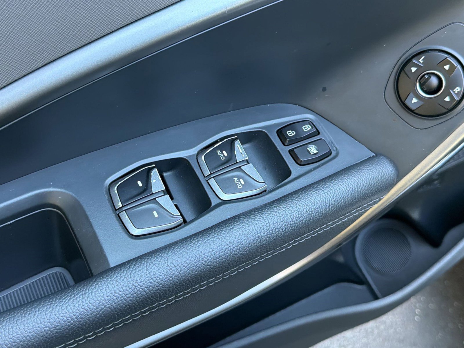 Used 2019 Hyundai Santa Fe XL FWD image 22
