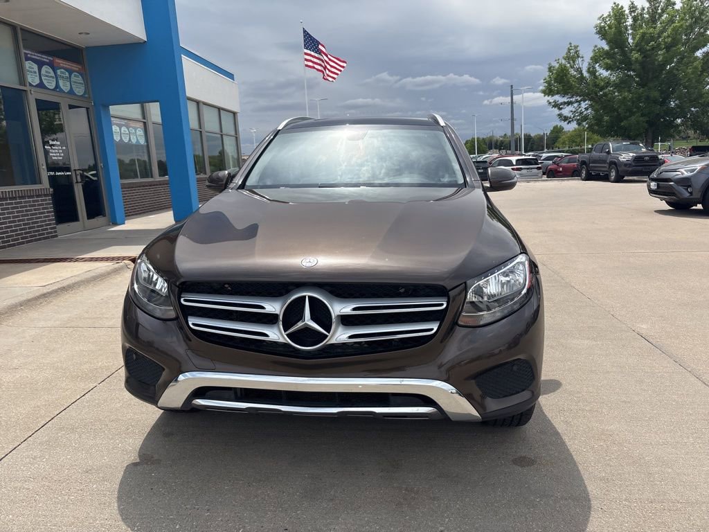 Used 2016 Mercedes-Benz GLC 300 4MATIC image 2