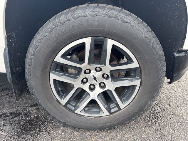 Certified 2019 Chevrolet Silverado 1500 LT Trail Boss image 16