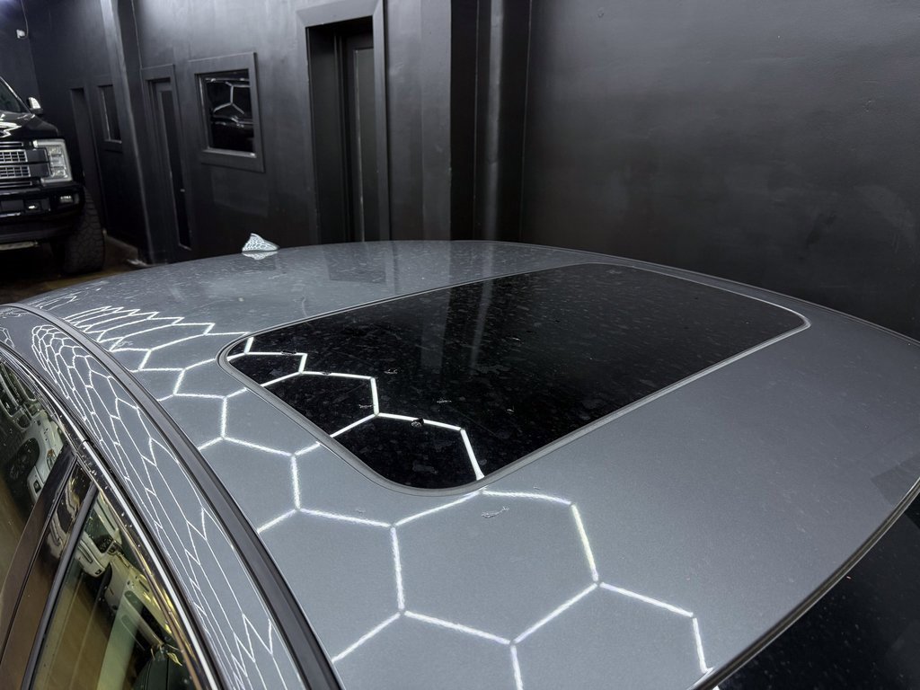 Used 2018 INFINITI Q50 Luxe w/ Essential Package (3.0T Luxe) image 27