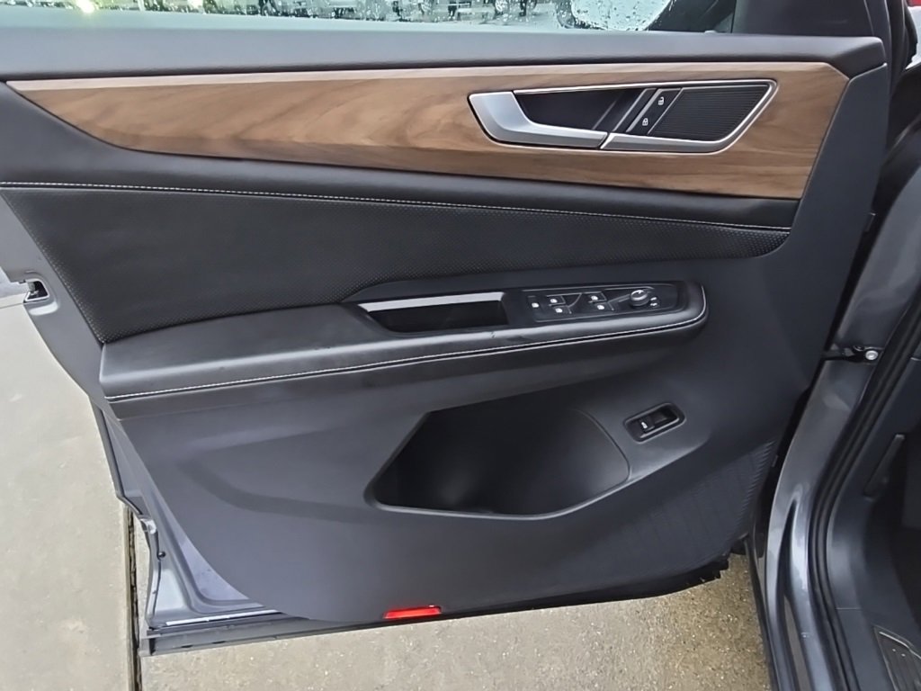 Used 2024 Volkswagen Atlas SE image 21