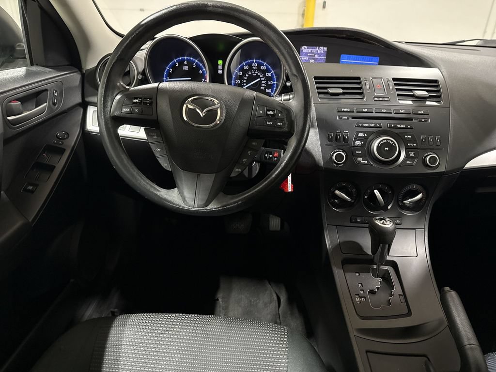 Used 2013 MAZDA MAZDA3 i Sport FWD image 11