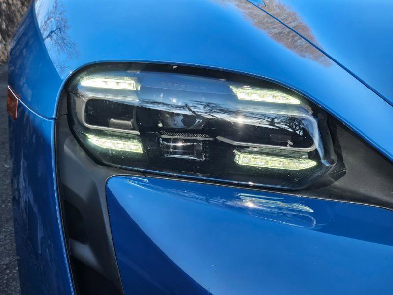 Used 2023 Porsche Taycan w/ Premium Package image 26