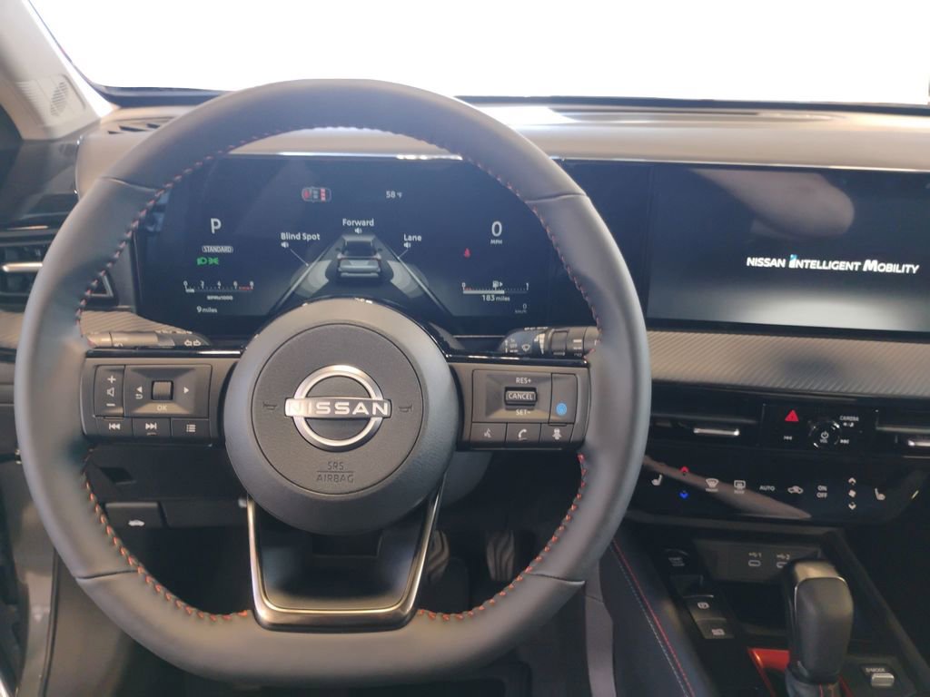 New 2026 Nissan Kicks SR w/ SR Premium Package AWD/4WD image 12
