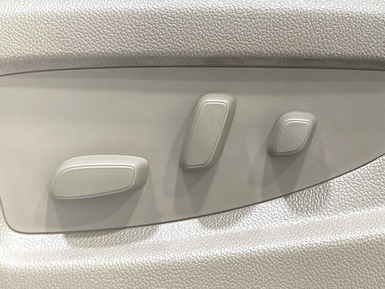 Used 2015 GMC Sierra 1500 Denali w/ Driver Alert Package image 12