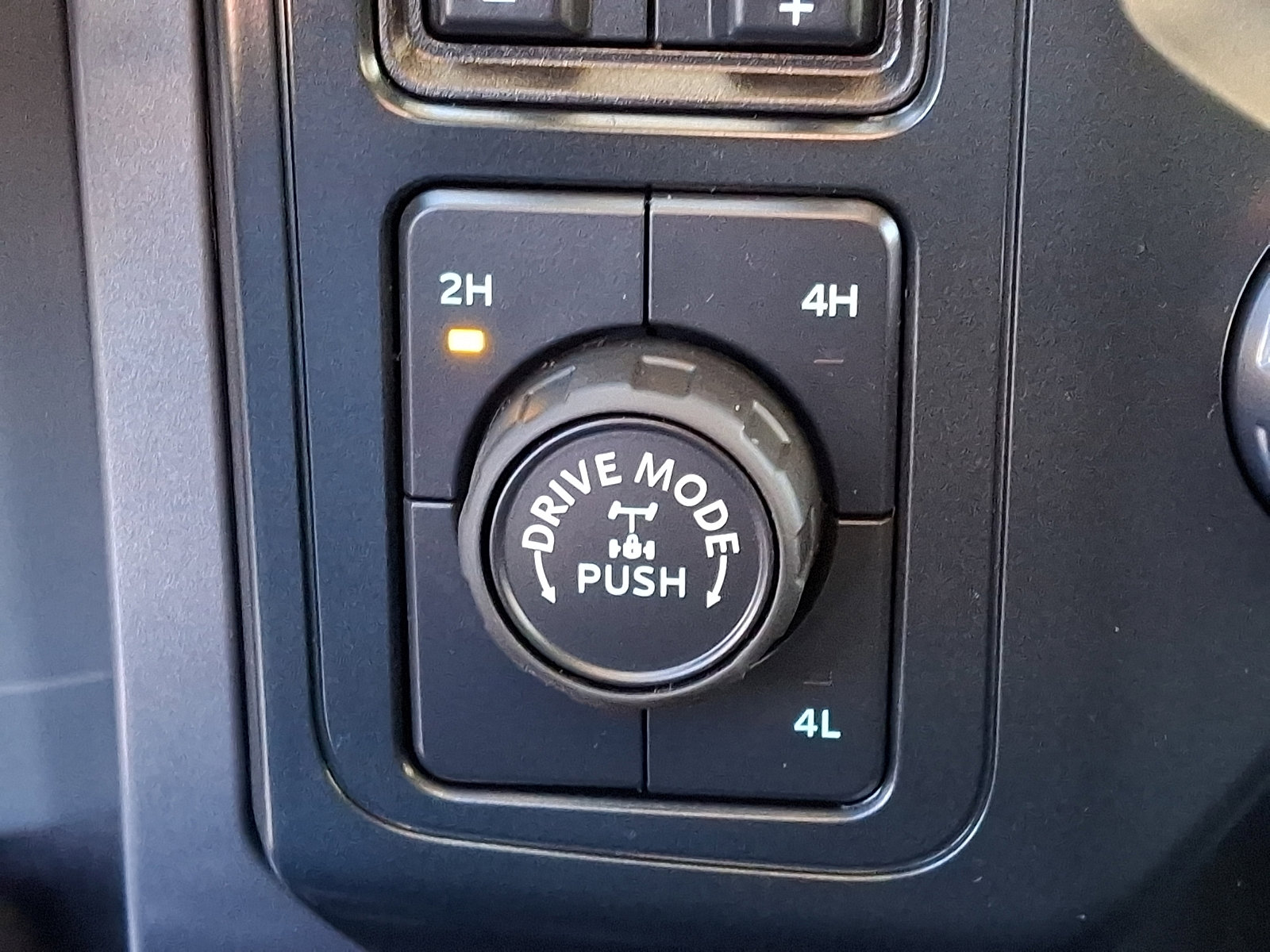 Used 2024 Ford F150 XLT image 25