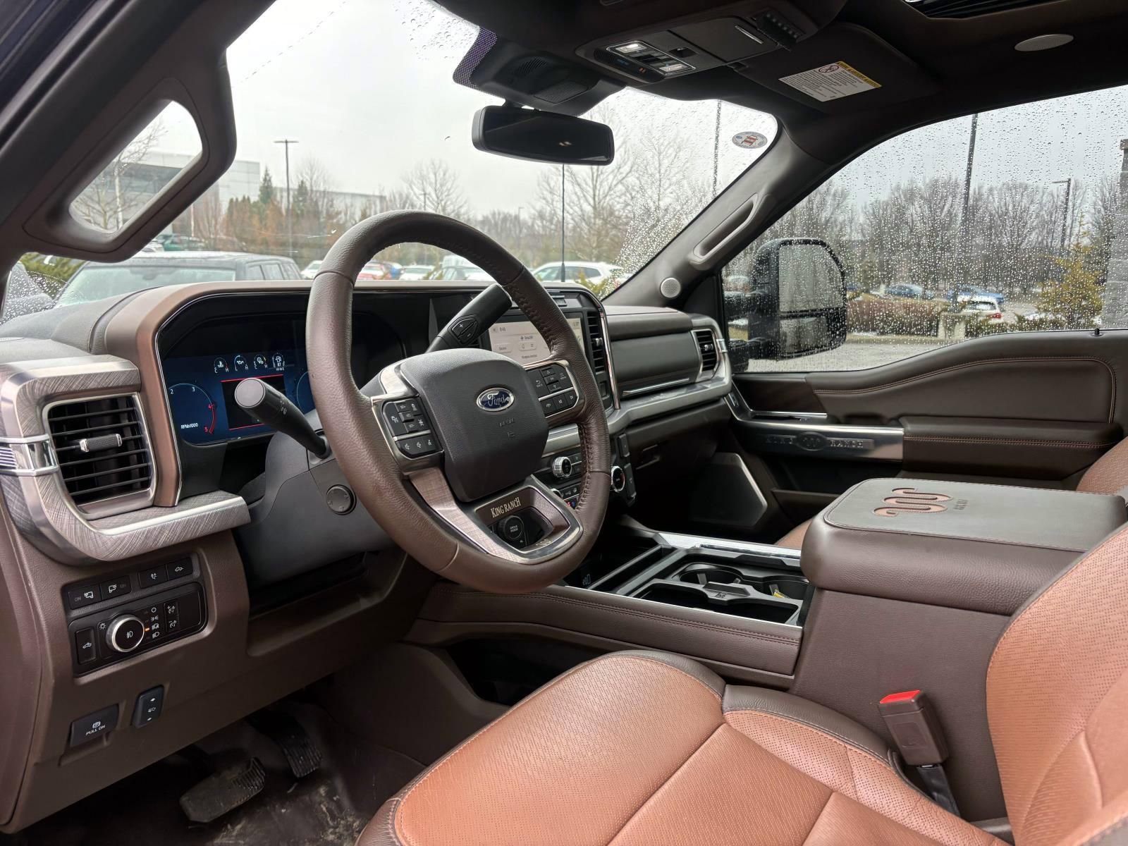 Used 2024 Ford F350 King Ranch w/ FX4 Off-Road Package image 27