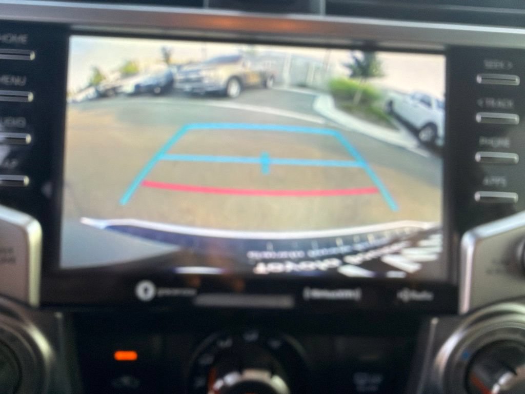 Used 2022 Toyota 4Runner SR5 Premium w/ Moonroof Package AWD/4WD image 32