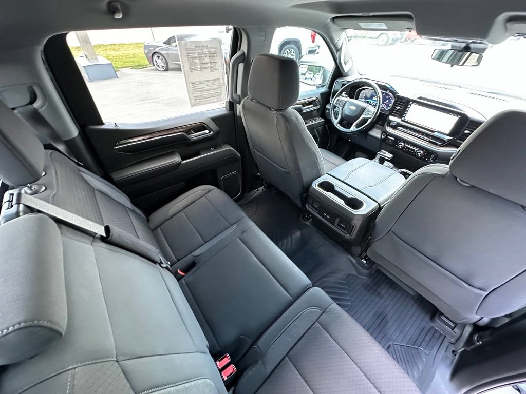Used 2023 Chevrolet Silverado 1500 LT AWD/4WD image 32