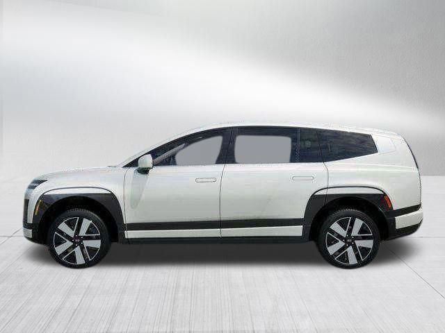 New 2026 Hyundai Ioniq 9 SEL image 3