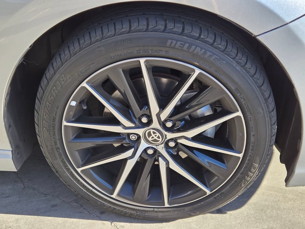 Used 2024 Toyota Camry SE FWD image 8
