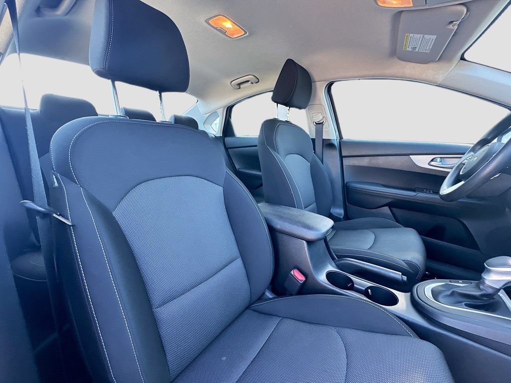 Certified 2024 Kia Forte LXS FWD image 29