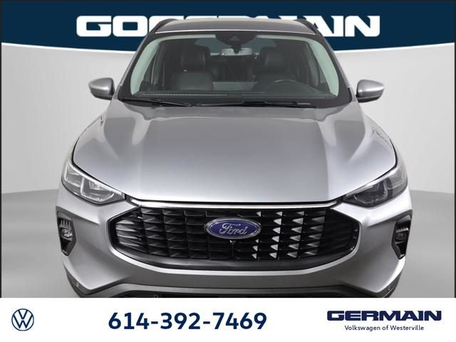 Used 2024 Ford Escape Platinum AWD/4WD image 2