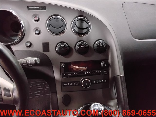 Used 2006 Pontiac Solstice Convertible w/ Premium Package RWD image 13