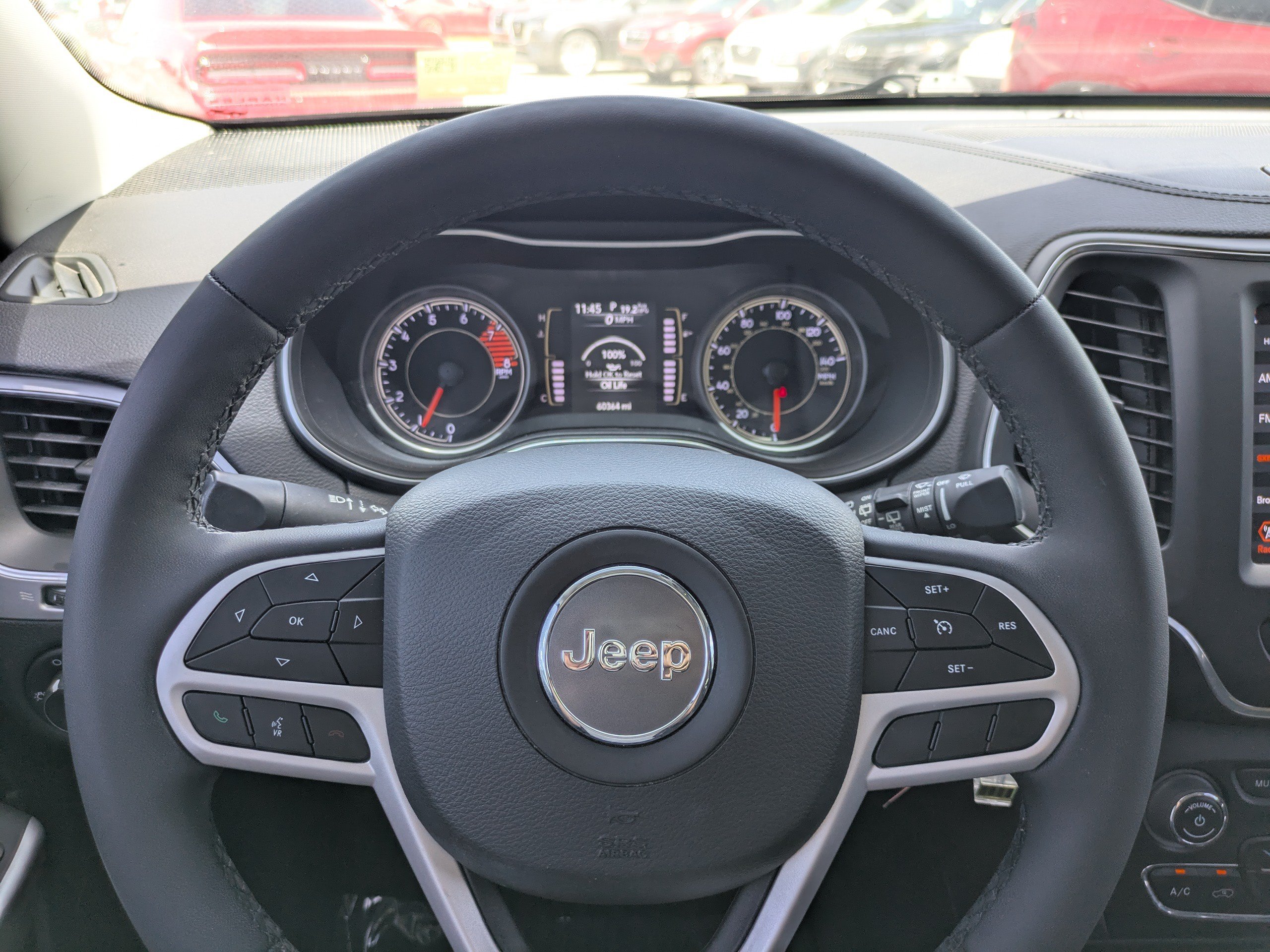 Used 2022 Jeep Cherokee Latitude w/ Sun & Sound Group AWD/4WD image 23