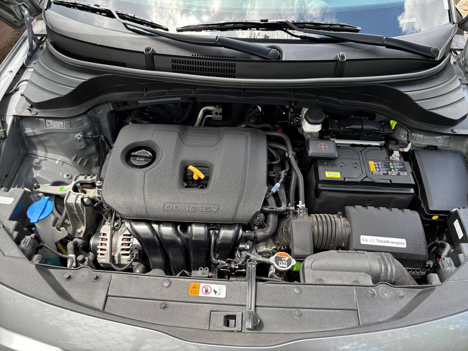 Used 2025 Kia Soul LX w/ LX Technology Package FWD image 30