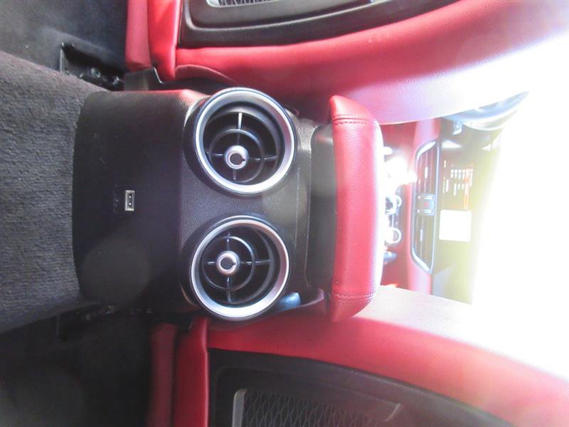 Used 2019 Alfa Romeo Giulia AWD image 22