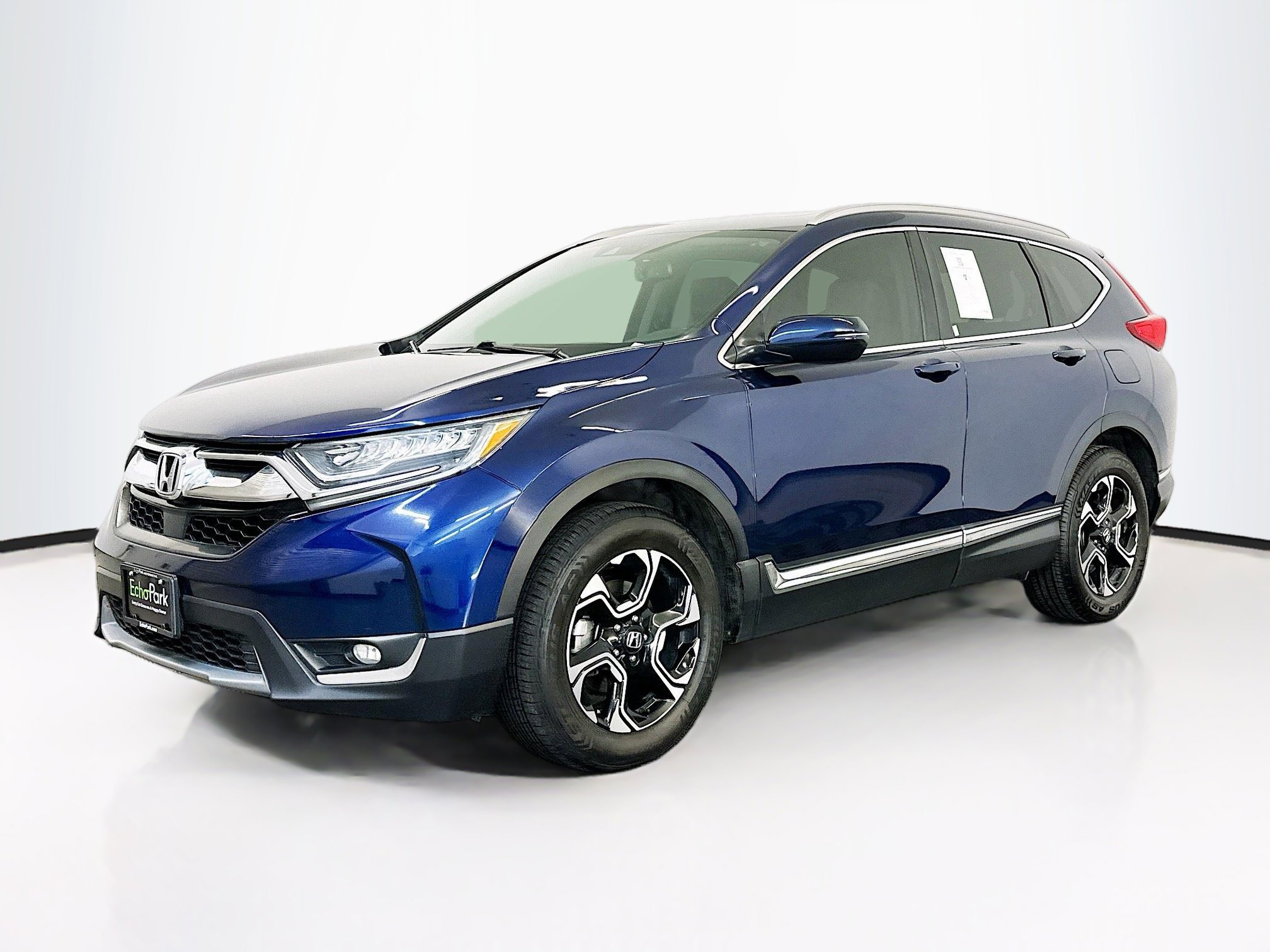 Used 2018 Honda CR-V Touring image 3
