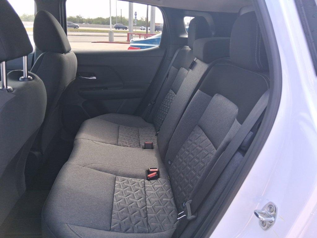 New 2026 Nissan Kicks SV image 24