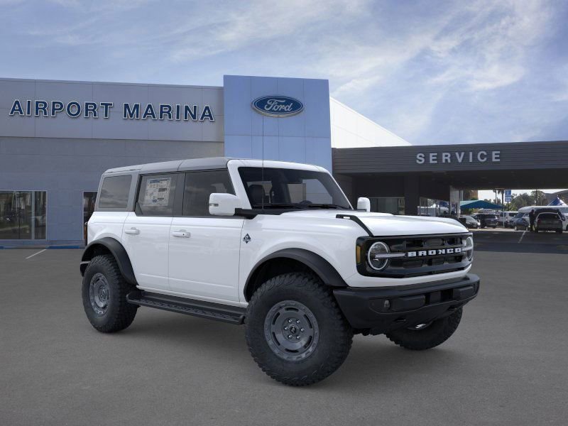 New 2025 Ford Bronco Outer Banks image 8